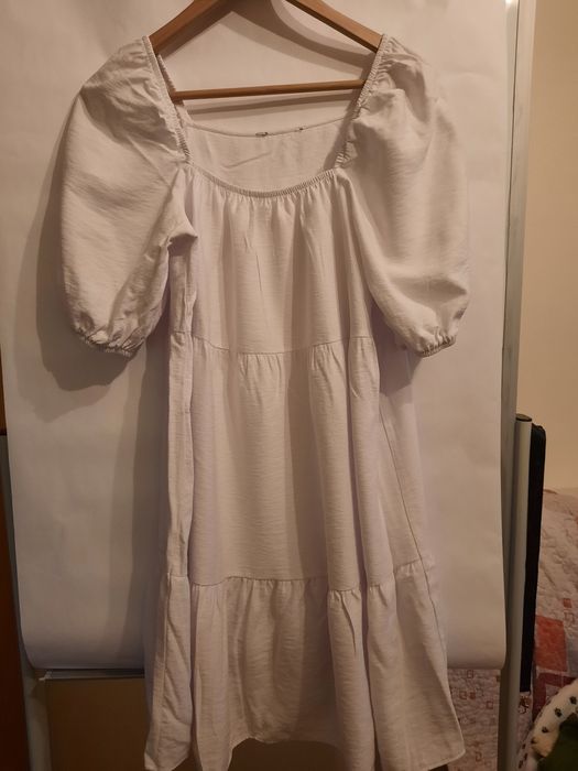 Rochie albă, mărimea M