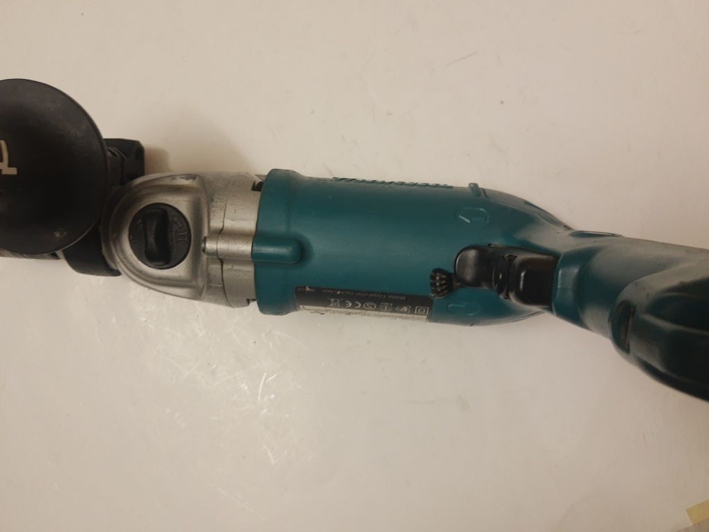 Makita HP2051F двускоростна ударна бормашина