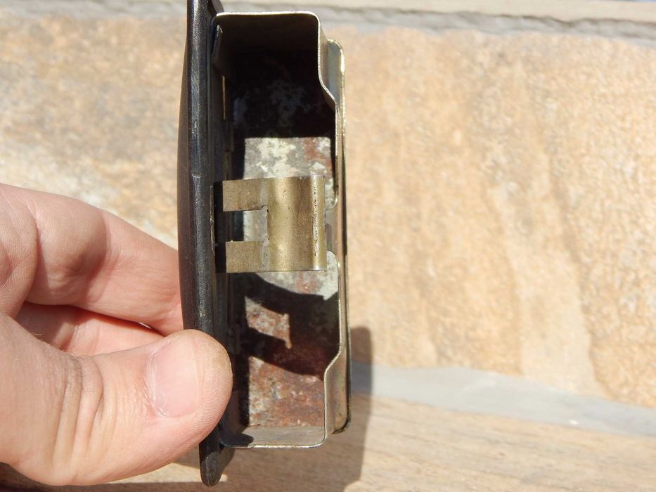 Scrumiera laterala portiera spate Dacia 1310