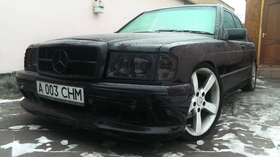 Решетка на Мерседес w201 (190)