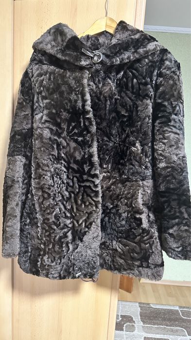 Каракулевая шуба 54-56р