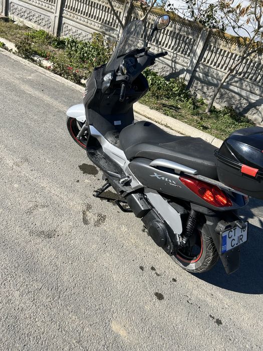 Vand sau schimb yamaha xmax 250