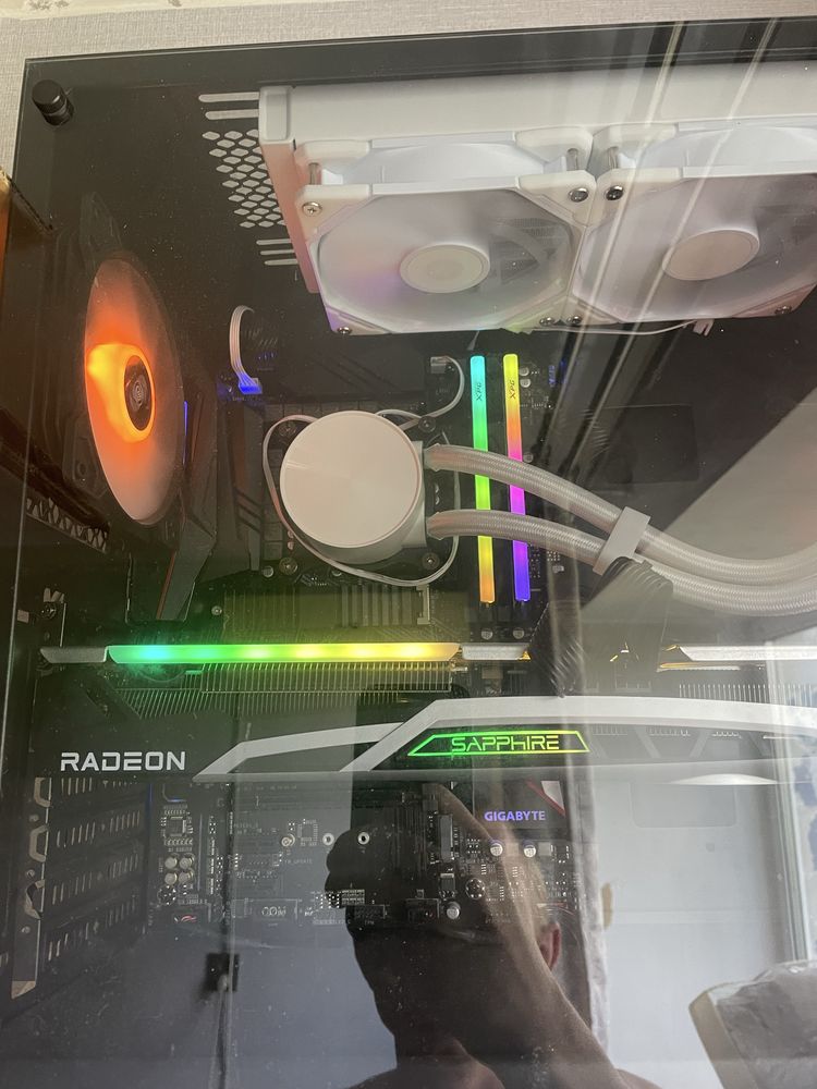NITRO+ AMD Radeon™ RX 6700 XT
