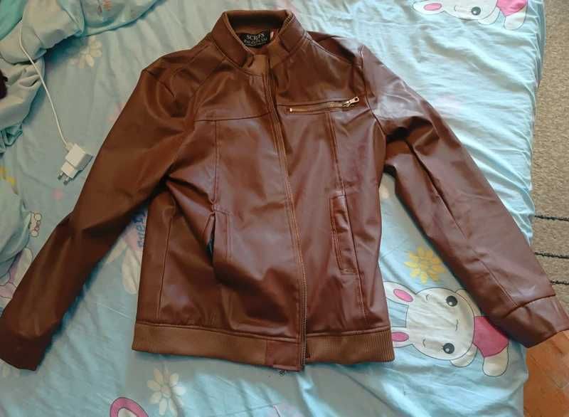 Geaca piele intoarsa