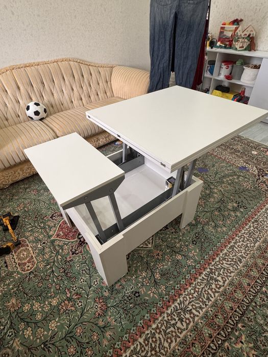 Стол-трансформер 2в1 — журнальный и обеденный