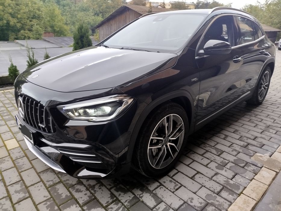 Mercedes Benz GLA35 AMG 4MATIC