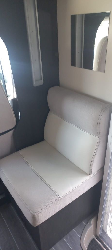 Autorulota Ford Transit 2.0 TDI