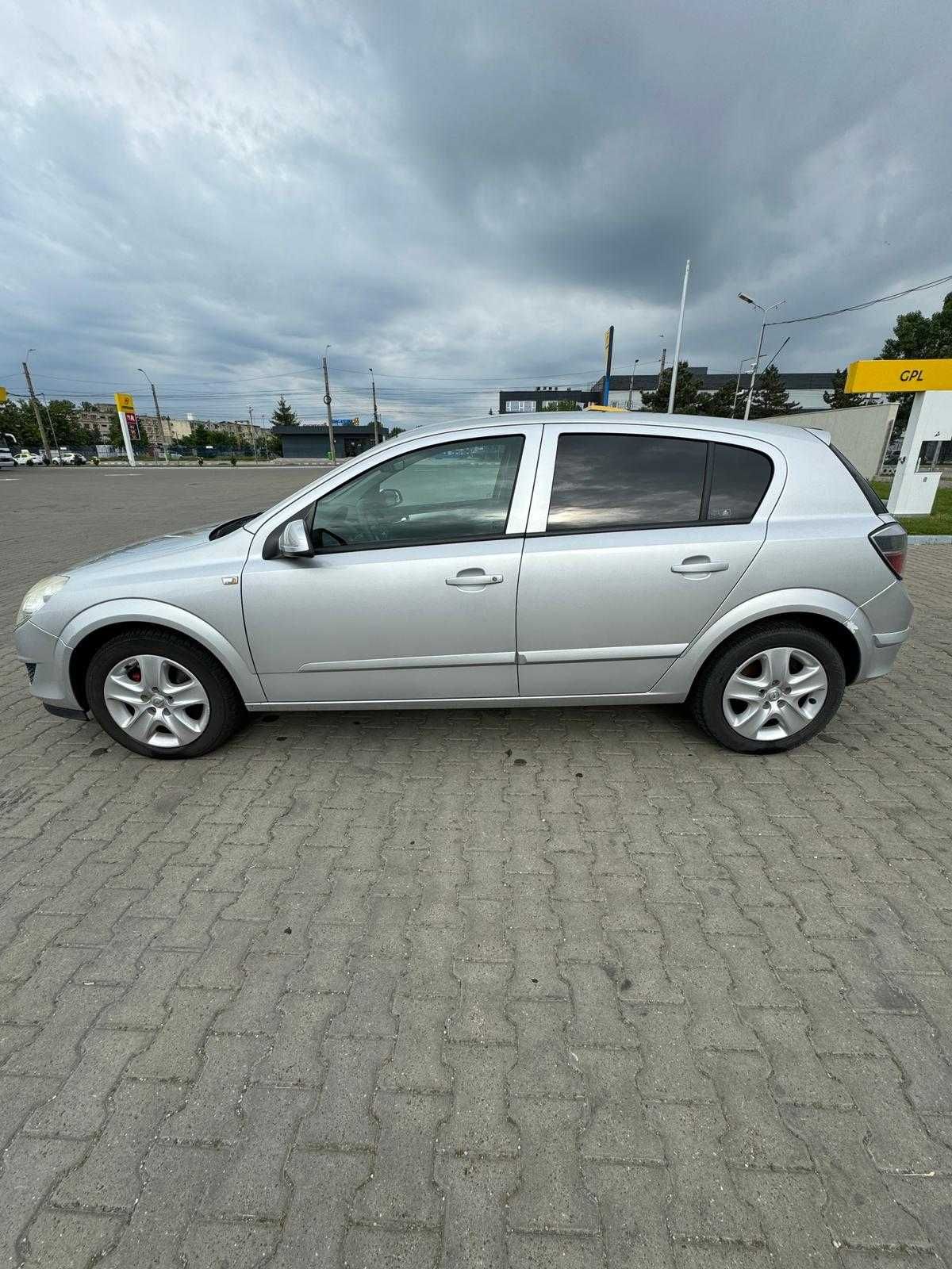 Opel Astra H 1.7 cdti 2007