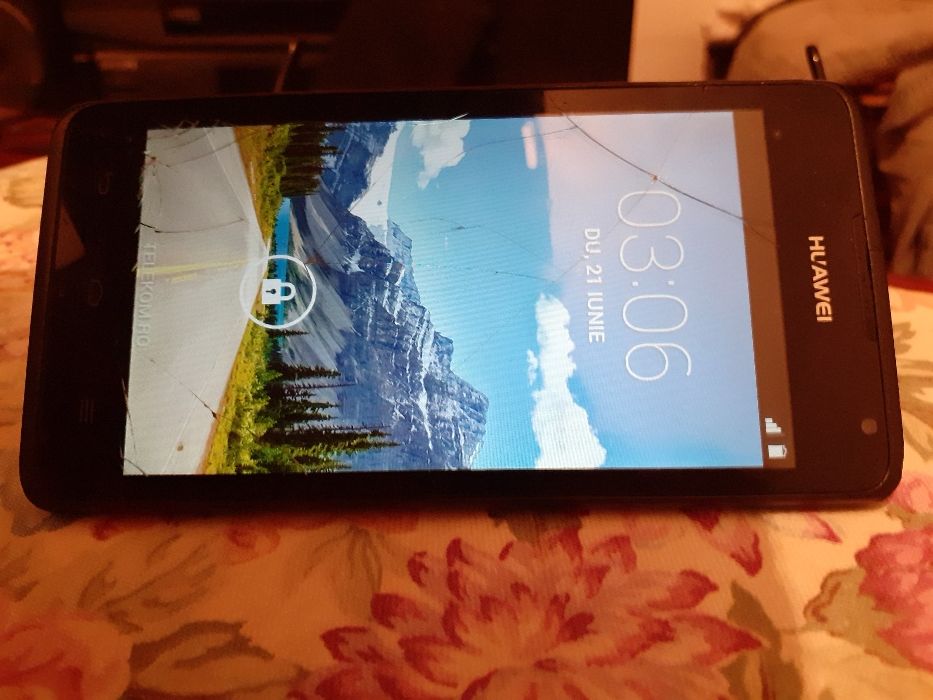 Telefon Mobil Huawei Ascend Y530
