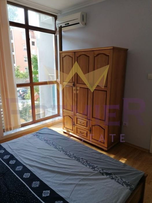 2-стаен в Бургас, област-к.к.Слънчев бряг площ 68 цена 90000