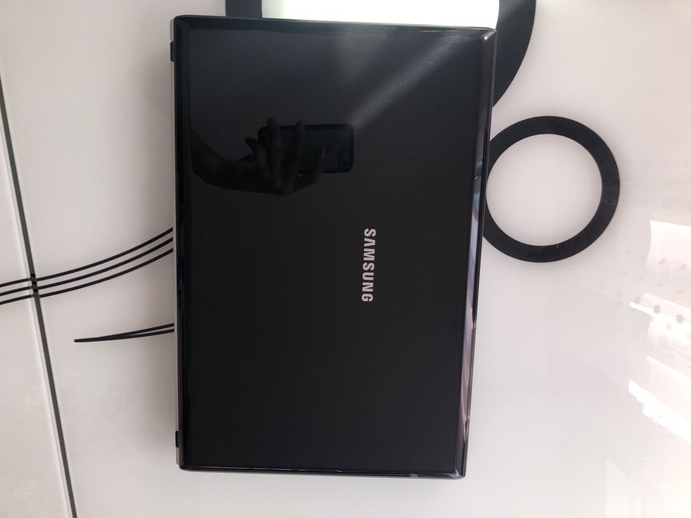 Vand laptop samsung