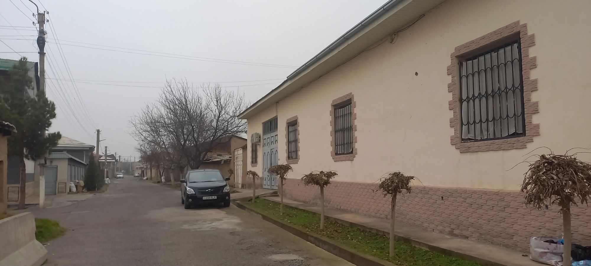 Elitniy mahallada yer narhida uy. kelishiladi