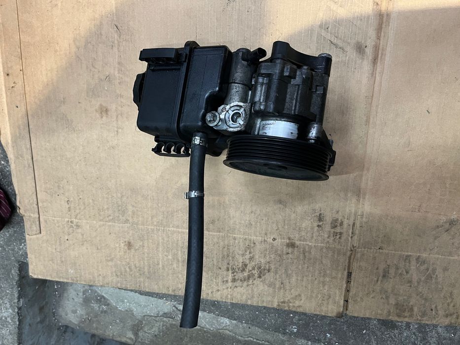 Хидравлична помпа Мерцедес OM651