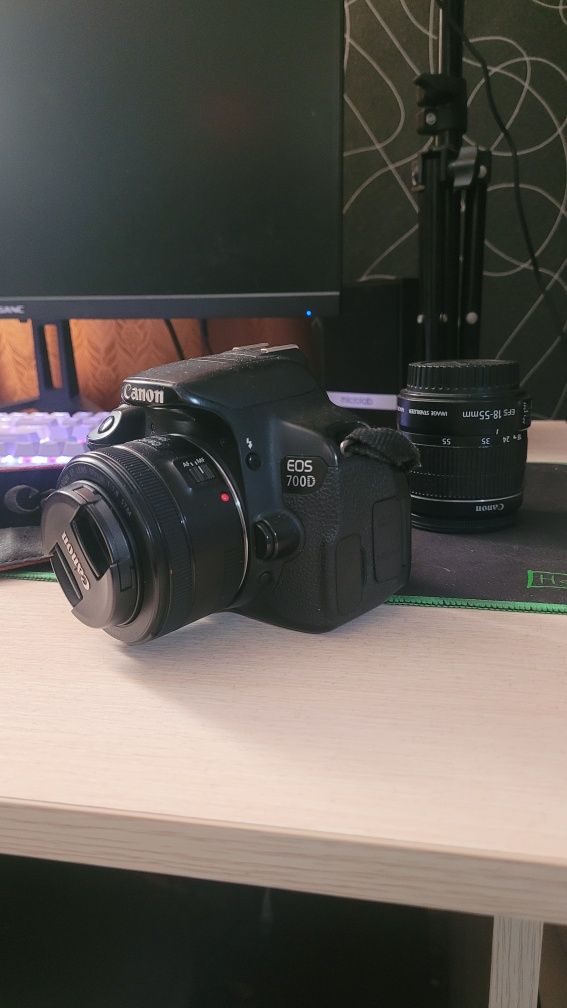 Canon 700D + Два объектива