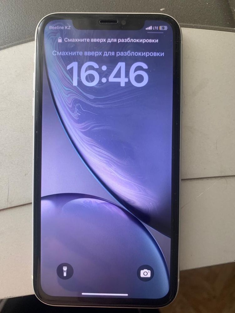 Iphone XR продам