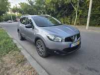Nissan Qashqai + 2