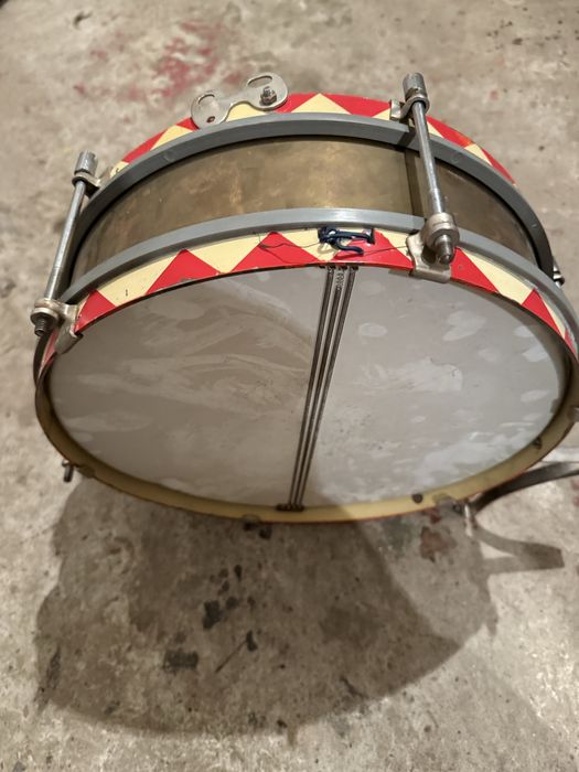 Продавам солобарабан