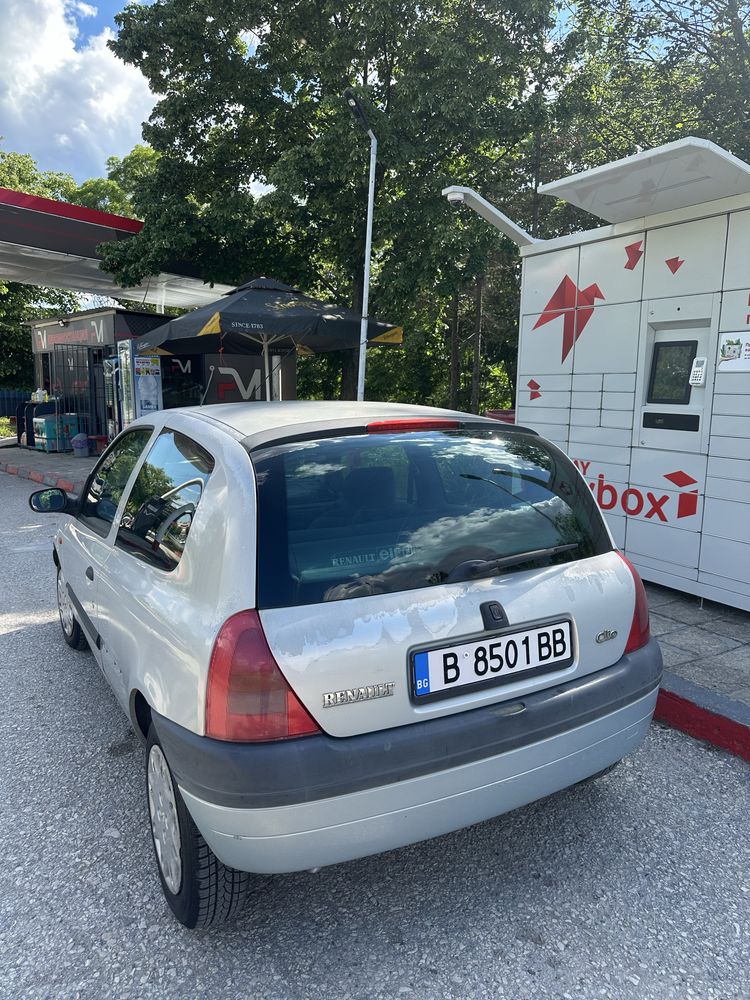Renault clio 2 1,4i 75коня КЛИМА