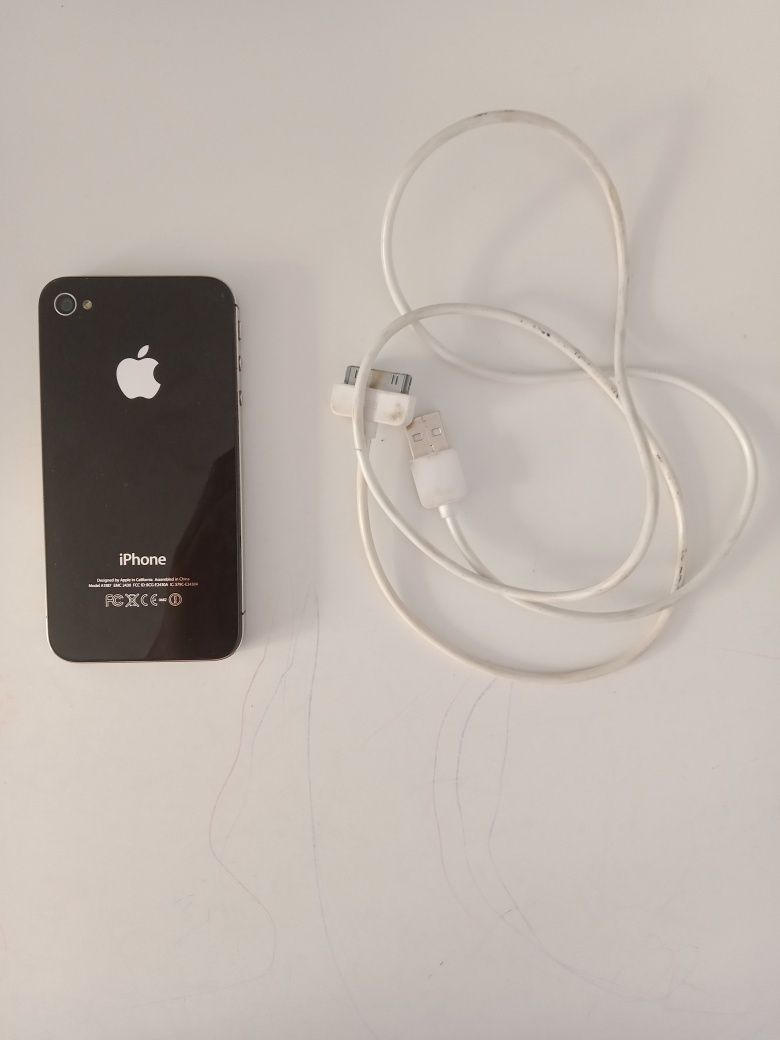 Обменяю IPhone 4
