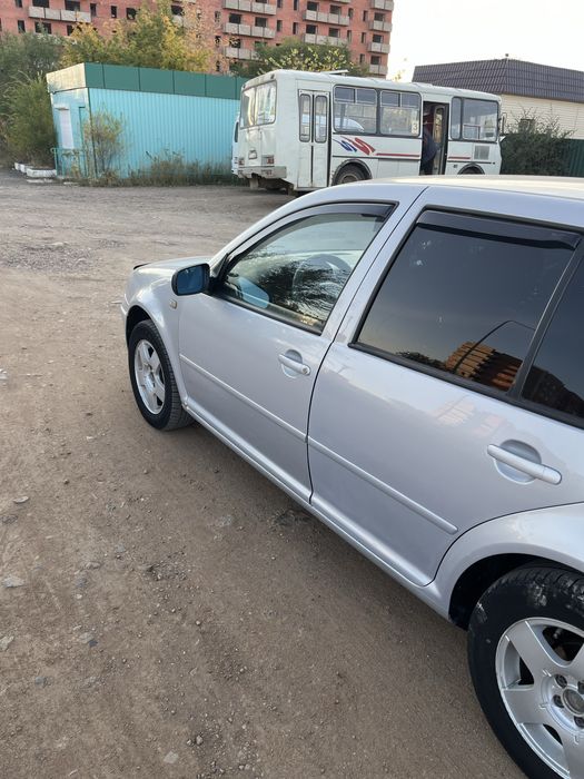 Продам машину фольцваген гольф-4