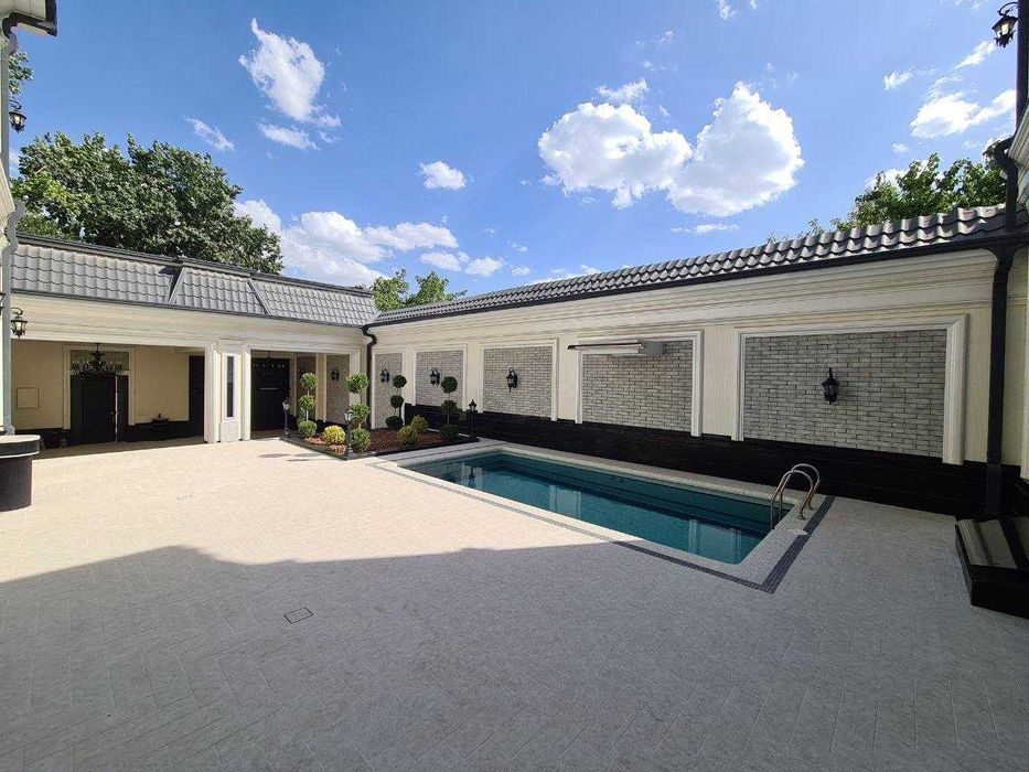 R17! Сдаётся участок в улица Циолковский Махала Можно под офис!