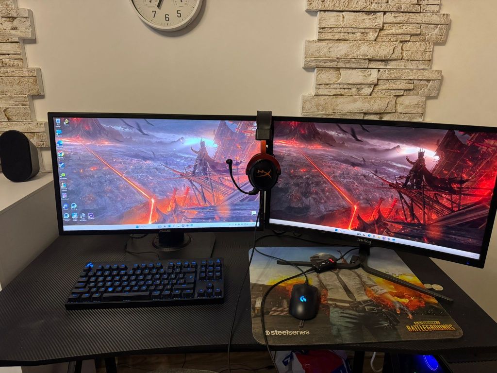 2070 SUPER Full Set Gaming PC + 2 Монитора + Бюро + Аксесоари