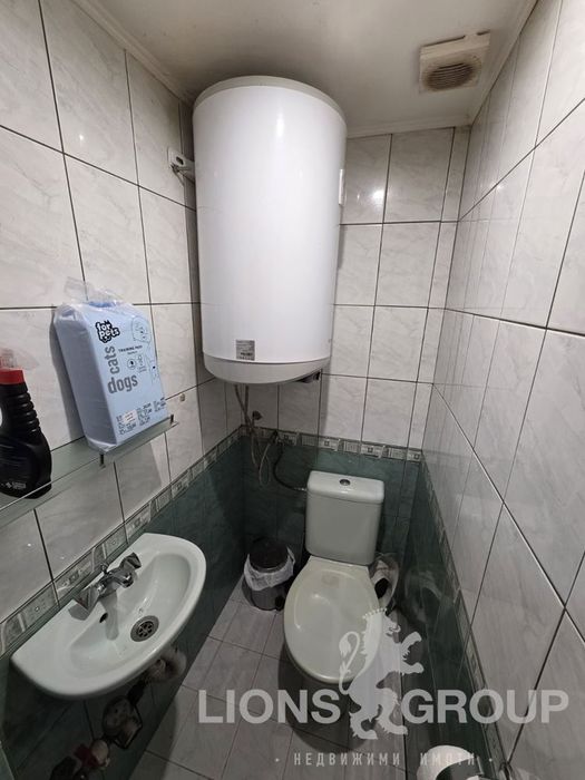 Продава се Двустаен апартамент в Варна, Колхозен пазар - 85 кв.м за 1818 €/кв.м - Снимка #10