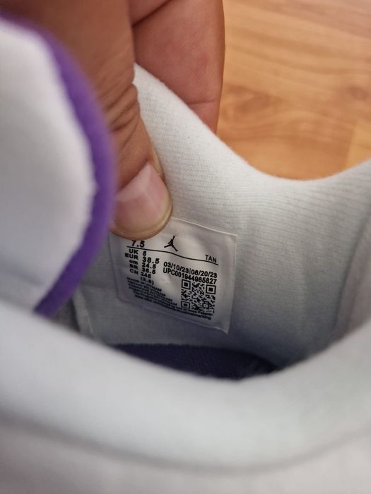 Încălțăminte Jordan Retro patru