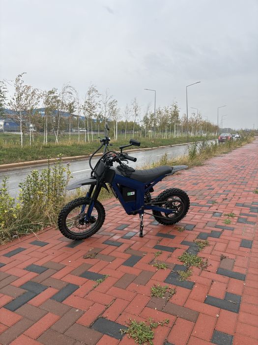 Tuttio electric – 70 km/h, 800 km, custom full + colantat albastr