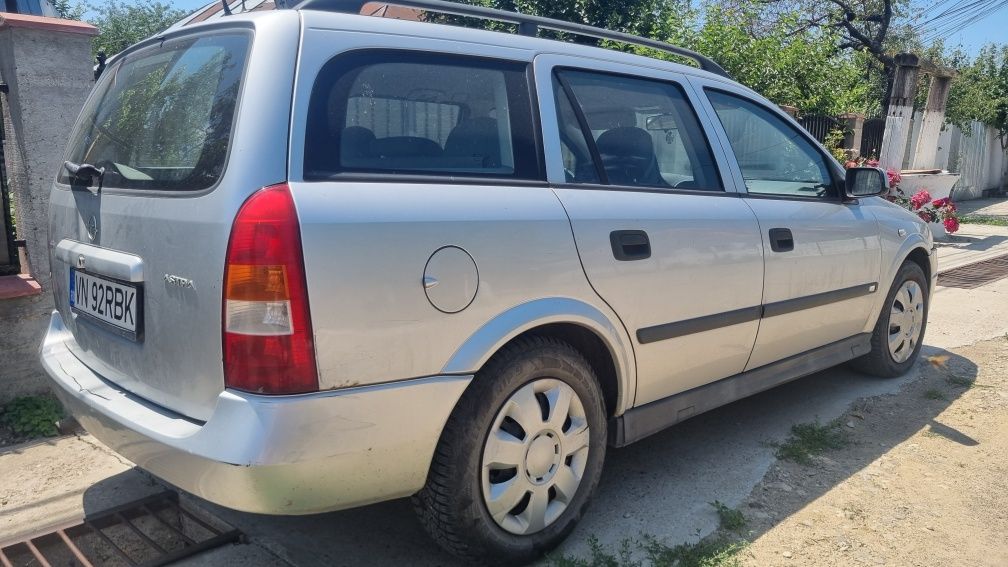 Opel Astra 1.2i UNIC Proprietar Stare foarte buna!