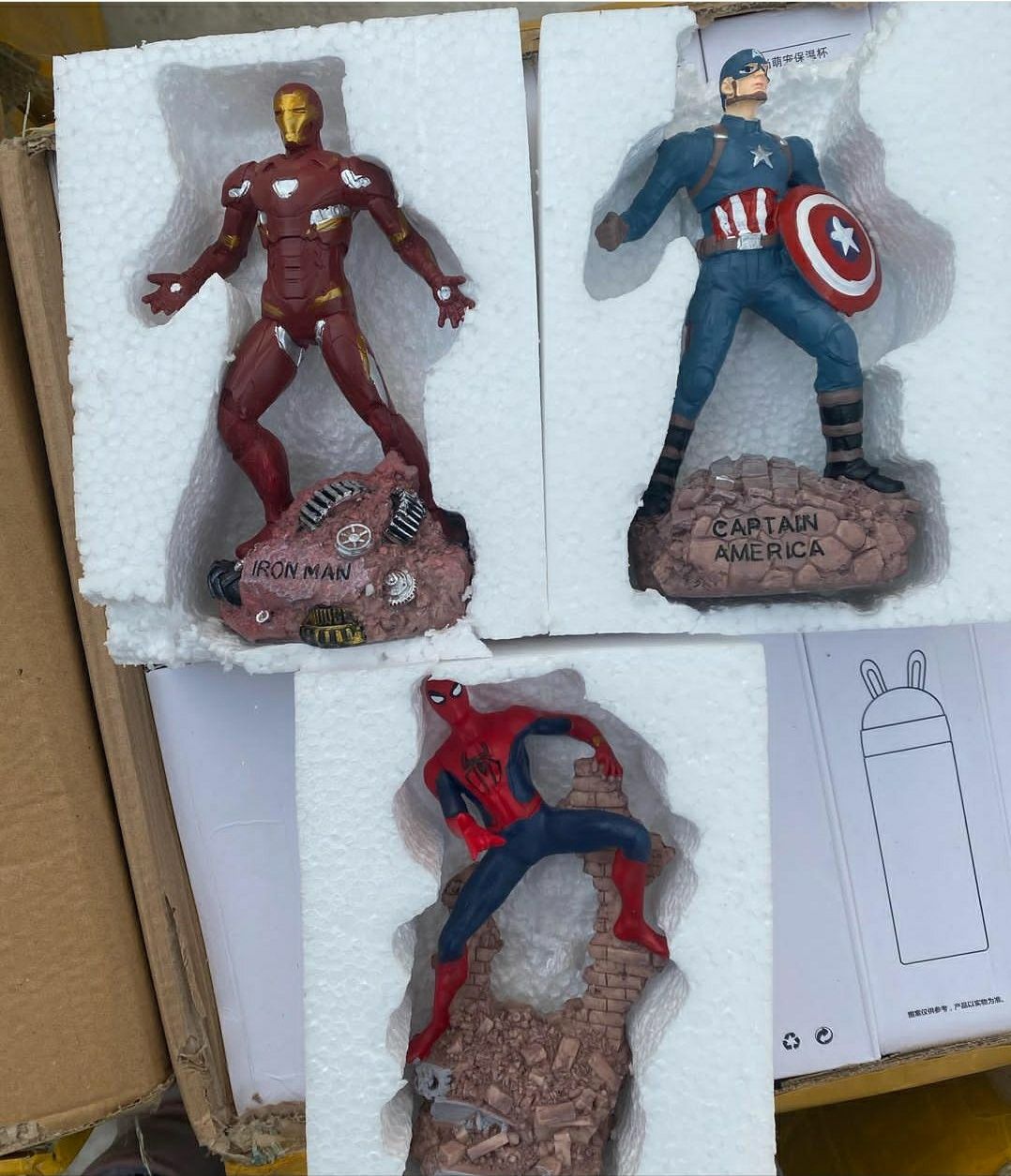 Марвел сувениры гипса Супергерой