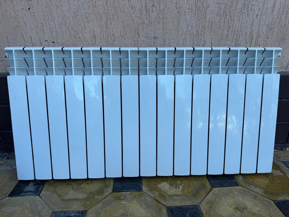 Продаю батареи аллюминевые бу 15000т