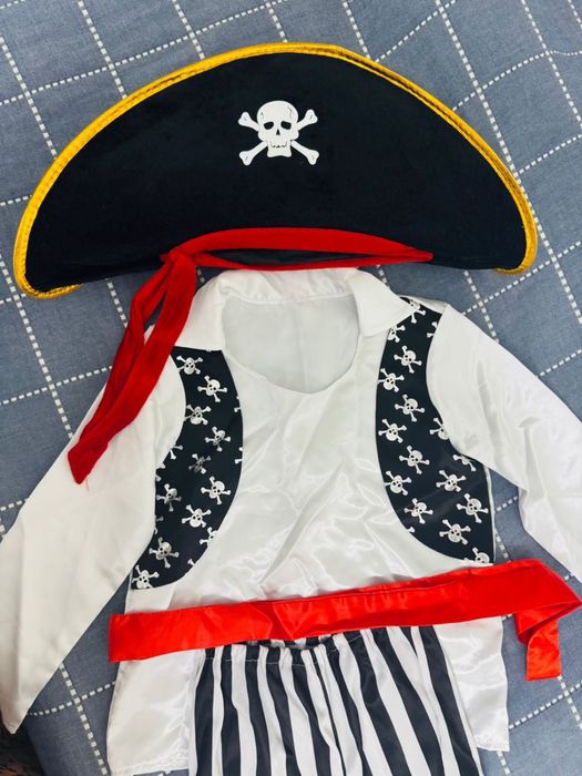 Продам детский новогодний костюм