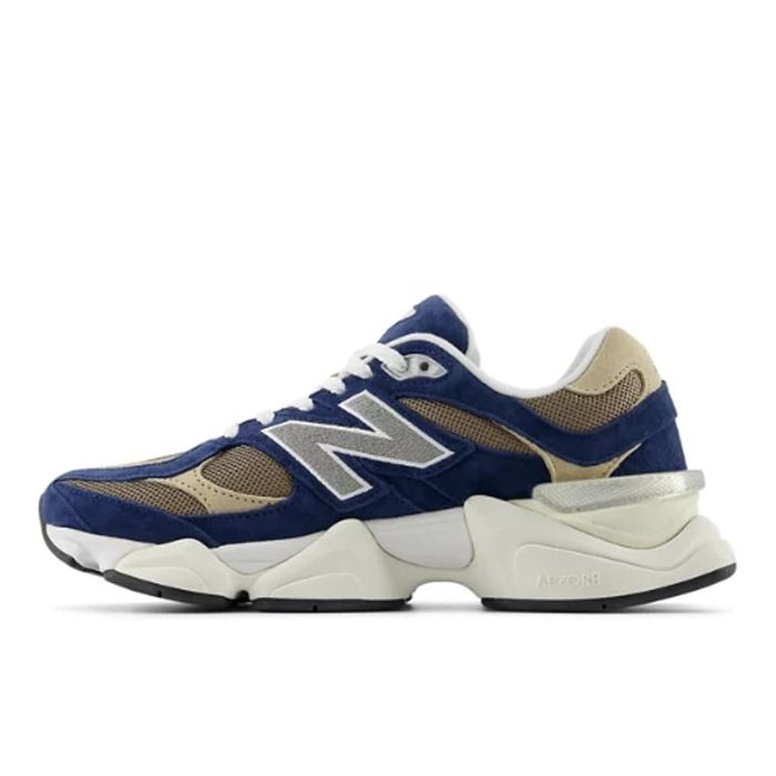 New Balance 9060 "Navy & Mushroom" | U9060LBB |