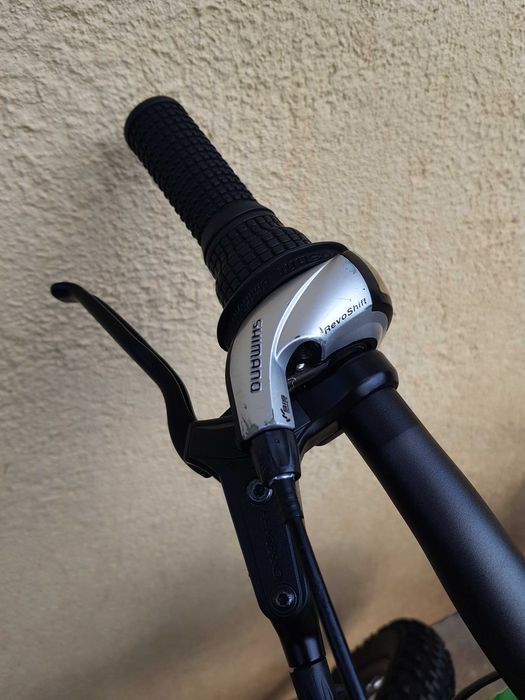 Bicicleta MTB, Ghost, aluminiu, frane hidraulice, roti pe 24"