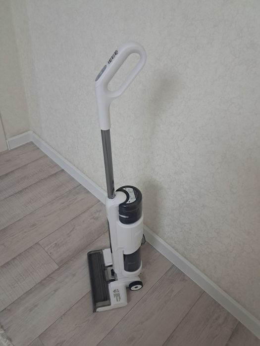 Беспроводной моющий пылесос