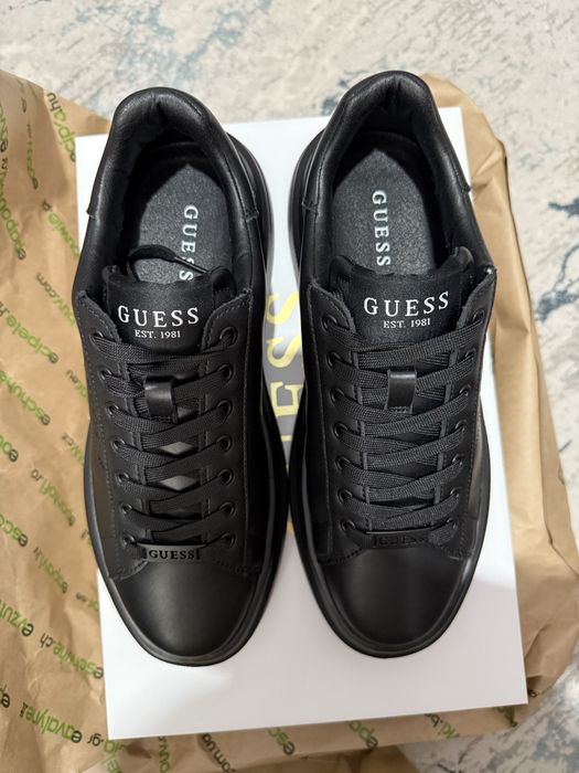 Guess elba black