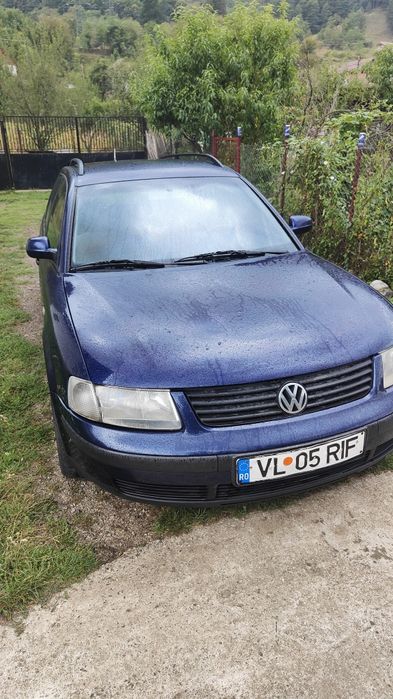 Vw passat albastru
