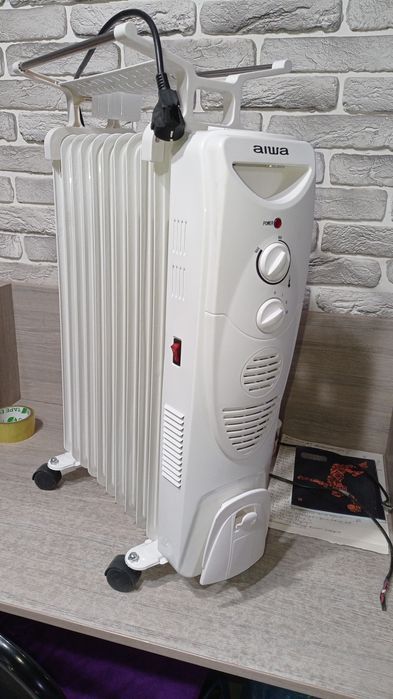 Обогреватель масляный Aiwa