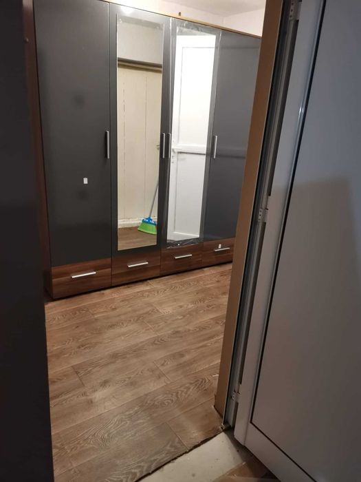 Сглобяване/монтаж на мебели (монтаж, демонтаж и транспорт)