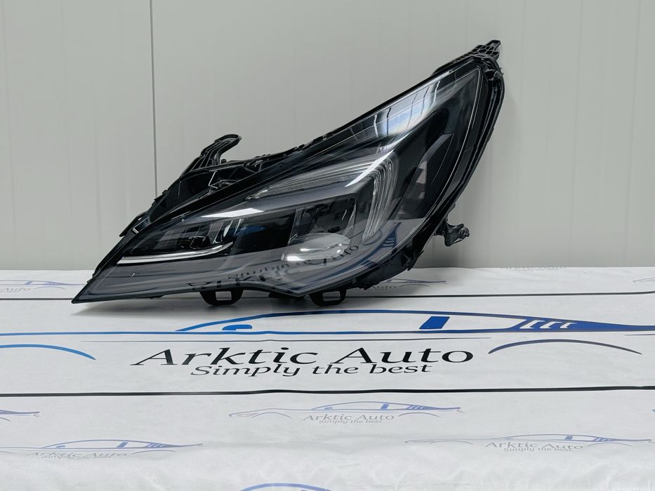 Far stanga led Opel Astra K facelift dupa 2019 cod 39195688