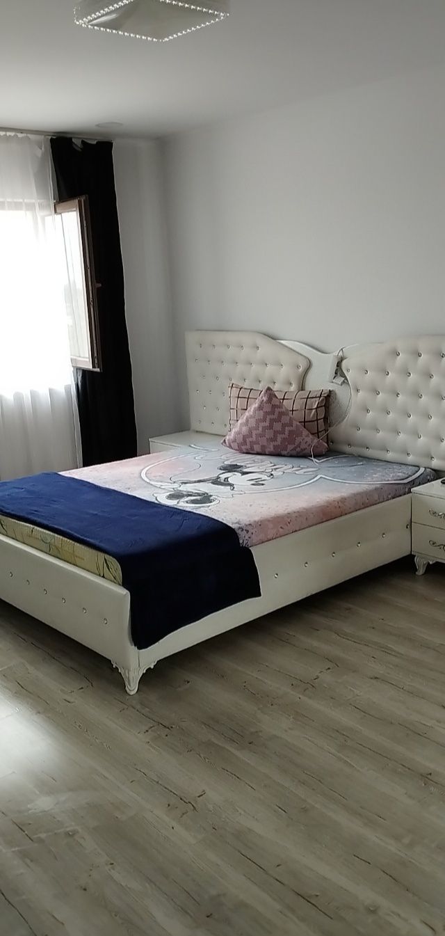 Închiriez apartament in regim hotelier