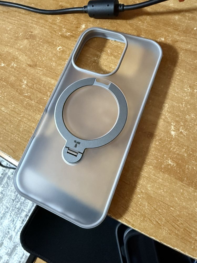 Huse Iphone 16 Pro