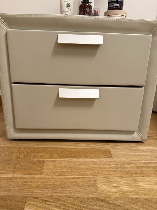 Noptiere piele ecologica Mobexpert