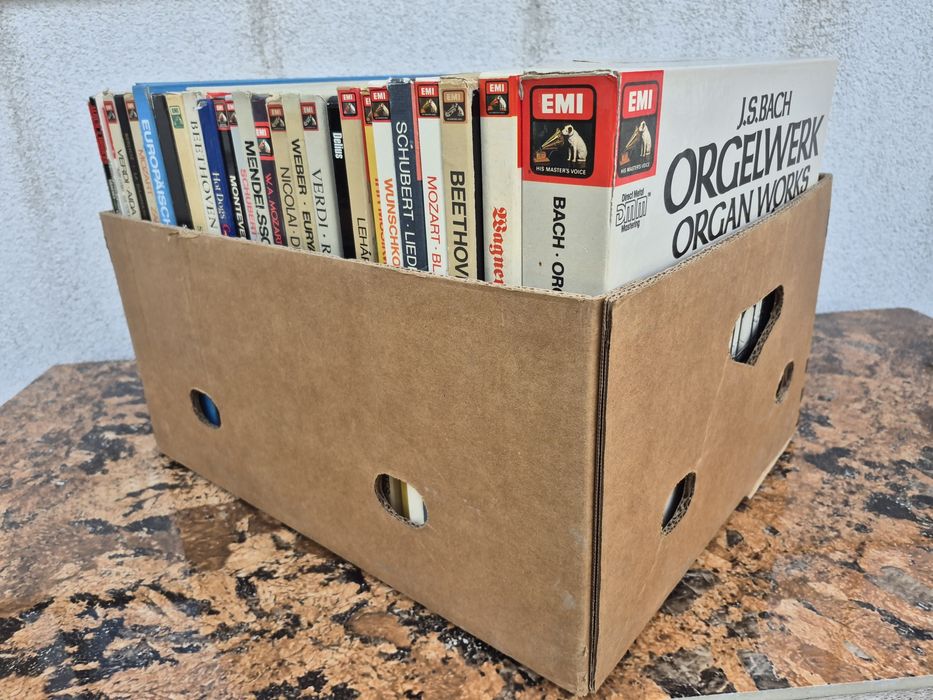 Vând Lot 150 Discuri Vinil colectia EMI HIS MASTERS VOICE muzica clasi