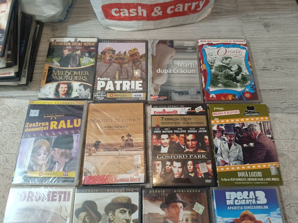 Lot cd-uri muzica/filme colecție