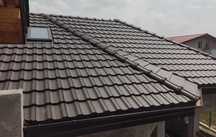 Țiglă metalică sau ceramică? Te ajutăm să alegi acoperișul ideal!