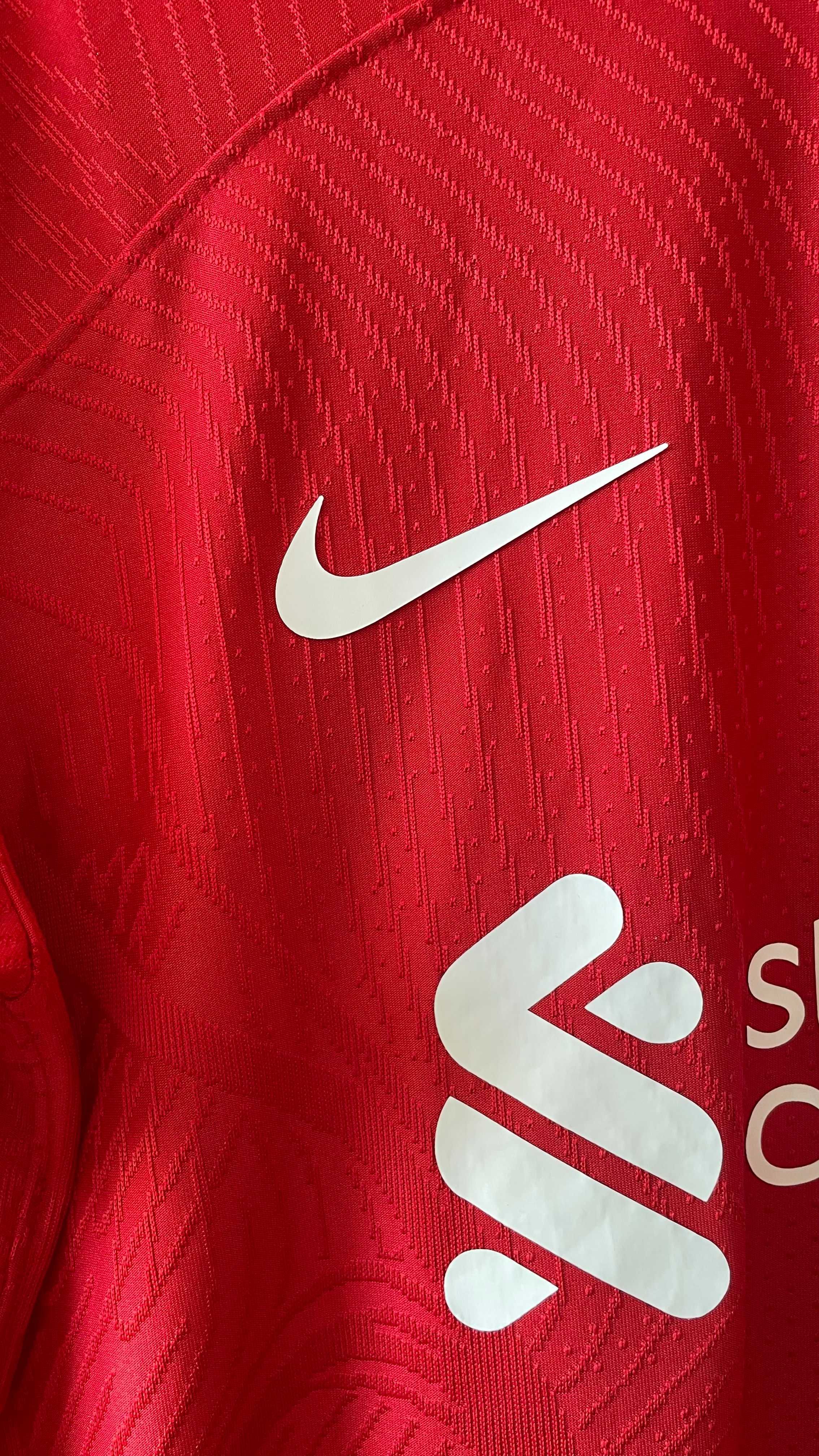 Чисто нов оригинален екип na Liverpool FC сезон 23/24 Nike с етикети !