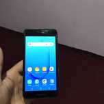 Samsung gallaxy j2Core zo’r telifon