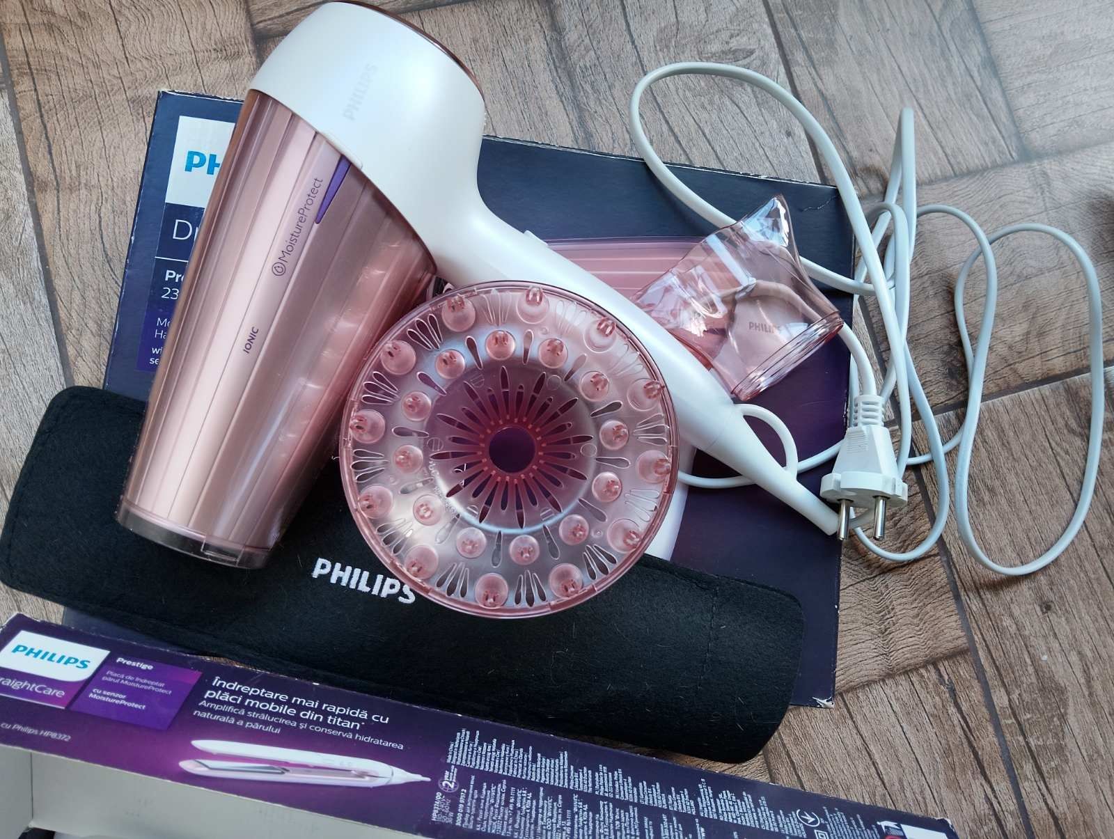 Преса и сешоар filips moistureprotect straightener